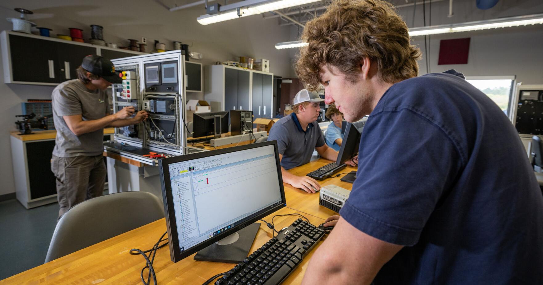 Associate degrees in high school at Florence-Darlington Tech | Pee Dee - Vimarsana News