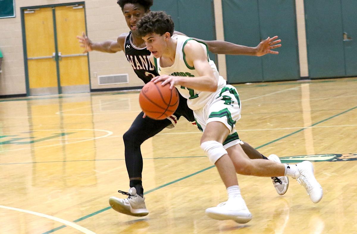 Bishops Remain Unbeaten With Win Over Rival Wando Sports Postandcourier Com