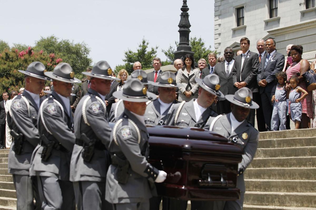 Pinckney lies in state in Columbia