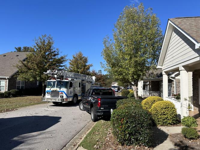 2 firefighters injured while battling fire at Lexington