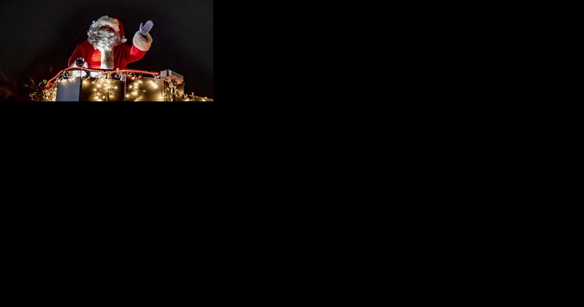 Mount Pleasant Christmas Parade 2022 Useful Tips To View The Mount Pleasant Christmas Light Parade On Dec. 8 |  Community News | Postandcourier.com