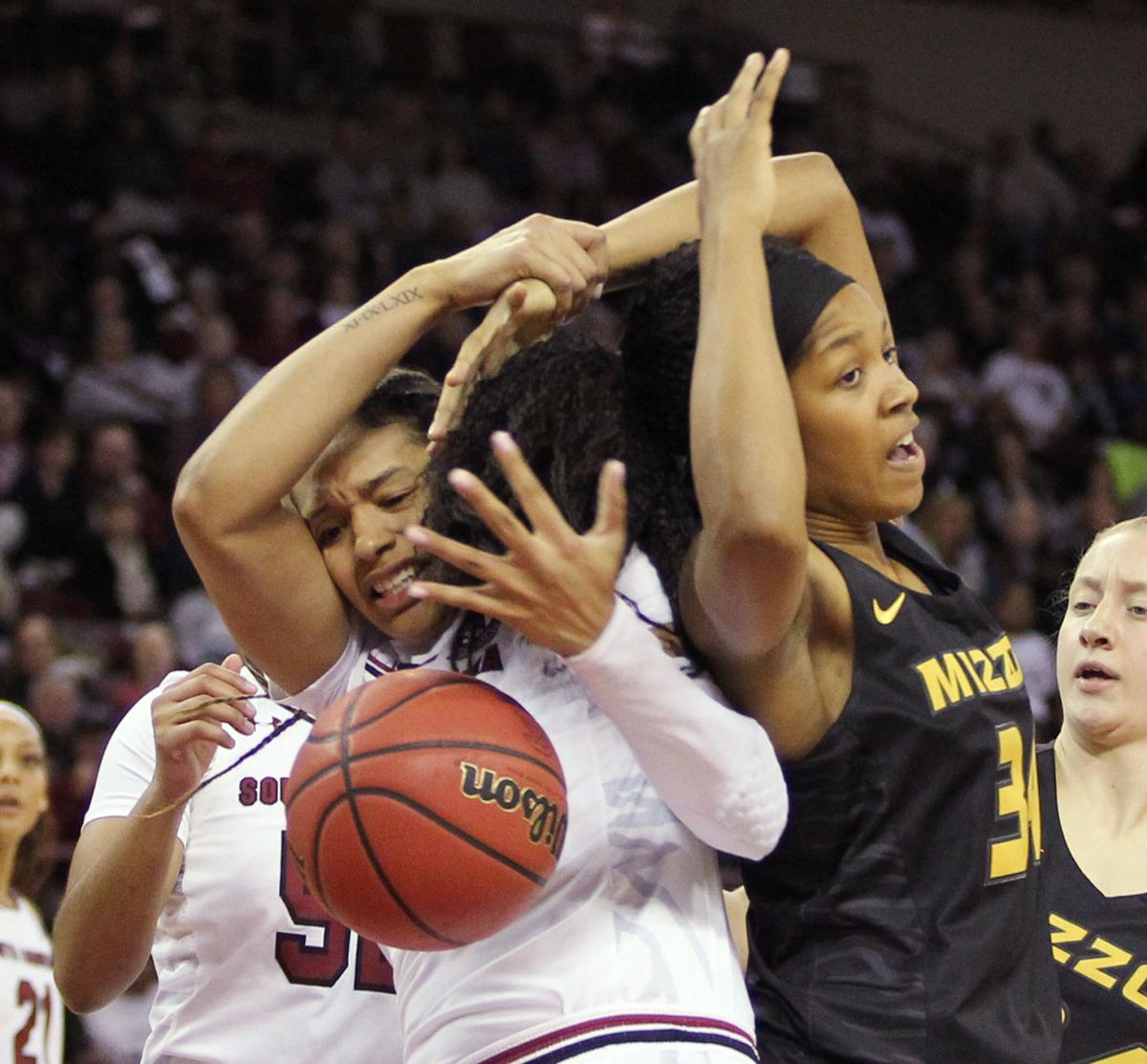 South Carolina Routs Missouri In Controversy Free Game Sports