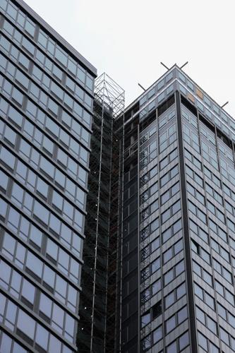 NYC high-rise building evacuated after columns buckle
