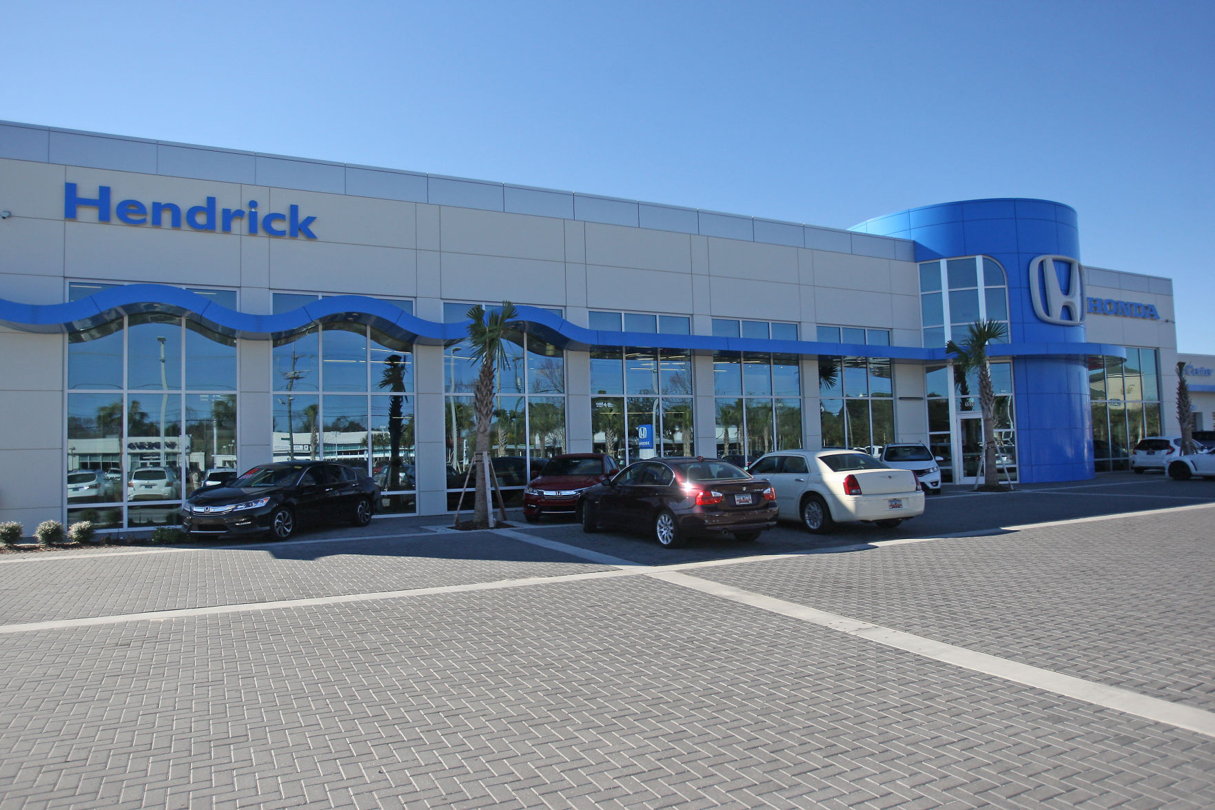 Stretching Out Hendrick Honda expands showroom widens customer