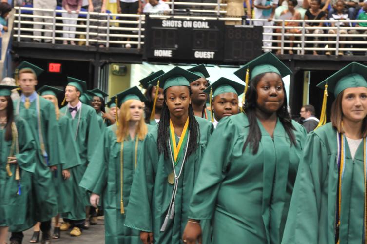 Summerville High School graduation News