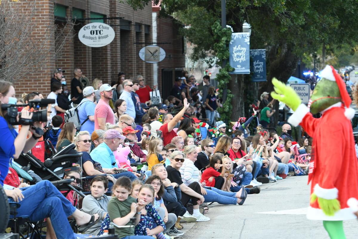 Really? Photos from Summerville Christmas Parade r/Charleston