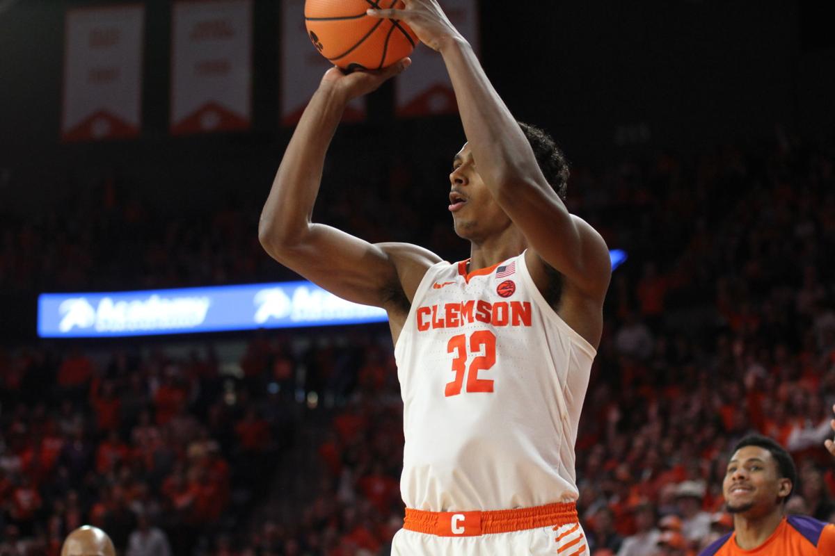 Clemson Basketball S Gabe Devoe Invited To Charlotte Hornets Mini