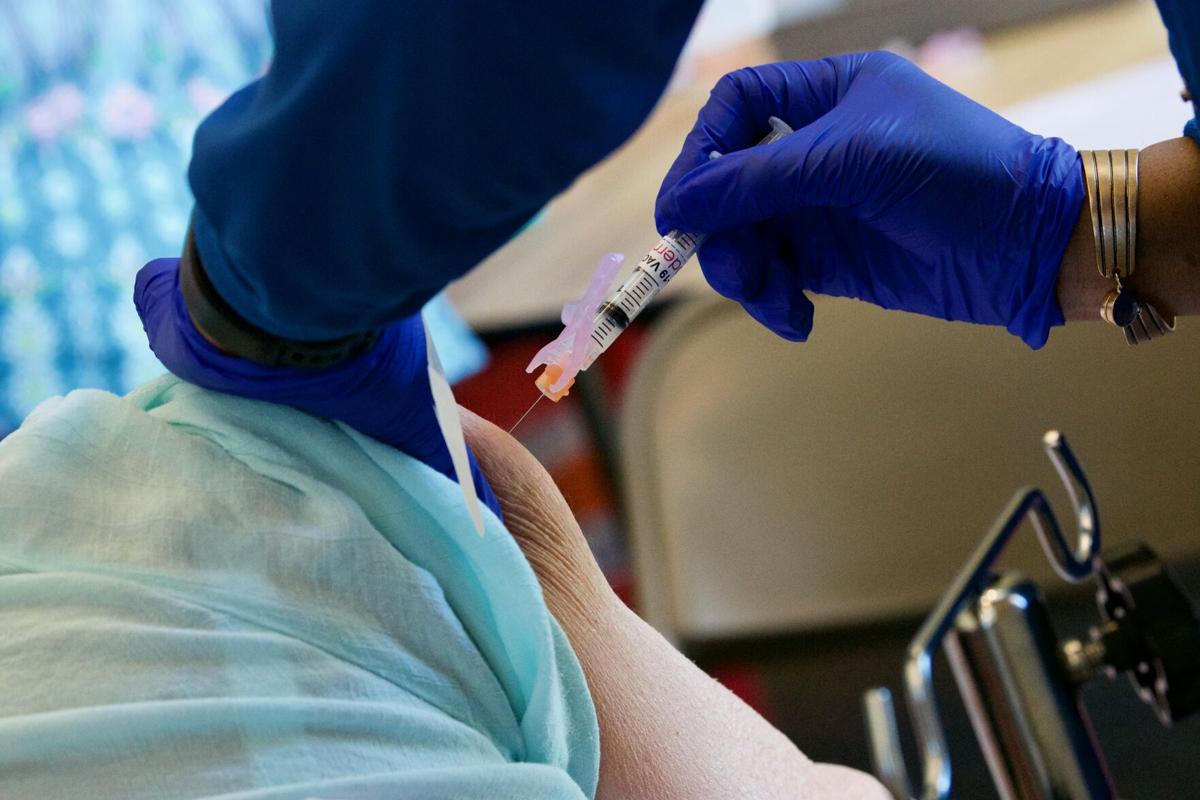 University Health Holds Covid 19 Vaccination Clinic In Aiken More Vaccines Coming To Sc In March Coronavirus Postandcourier Com