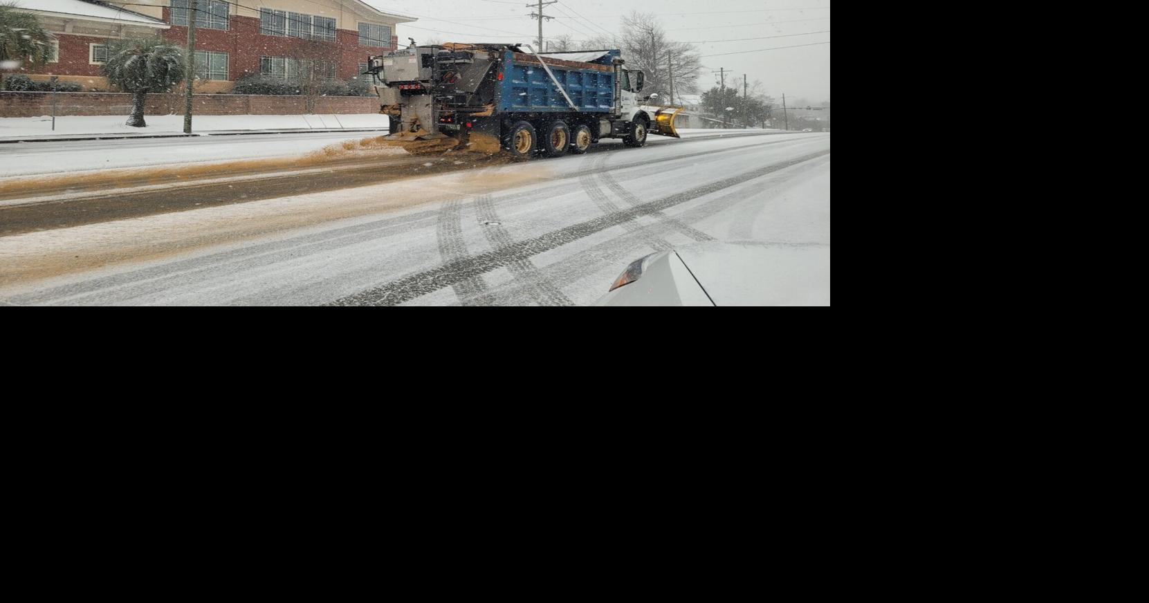 Post-snowfall travel conditions: Fatal crash in Lexington, McMaster orders local SC offices closed