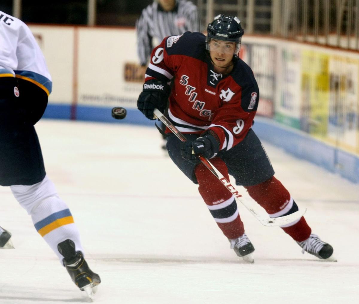 From New Zealand to Charleston, teen twins here to play hockey Sports