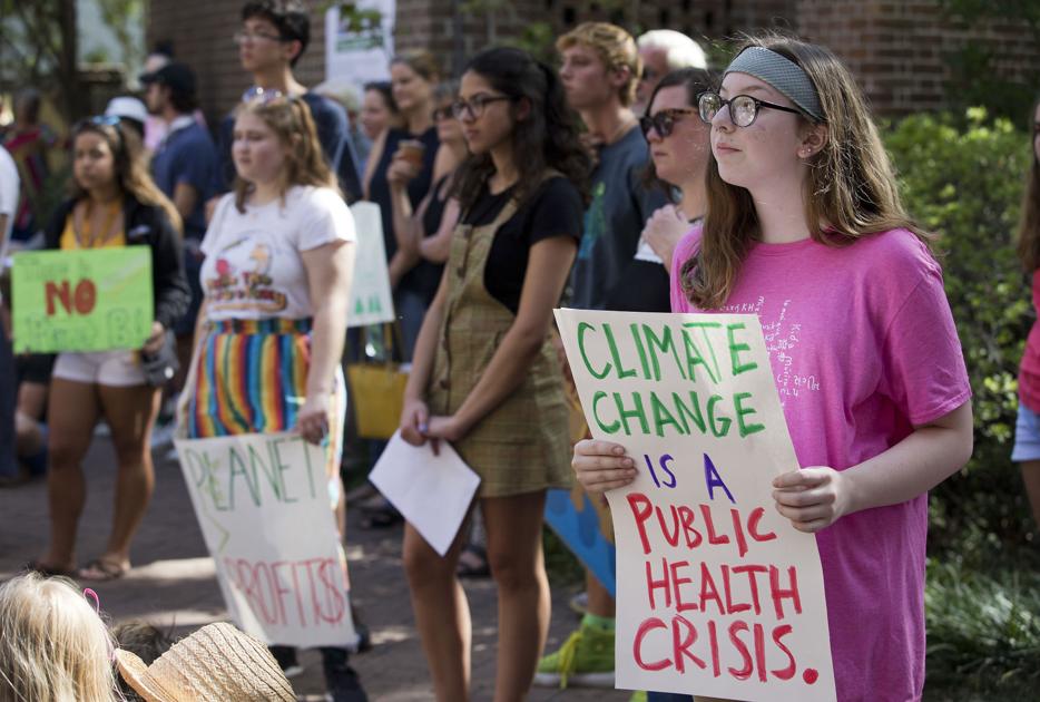 New climate group in Charleston pushes towns to tackle causes of global warming