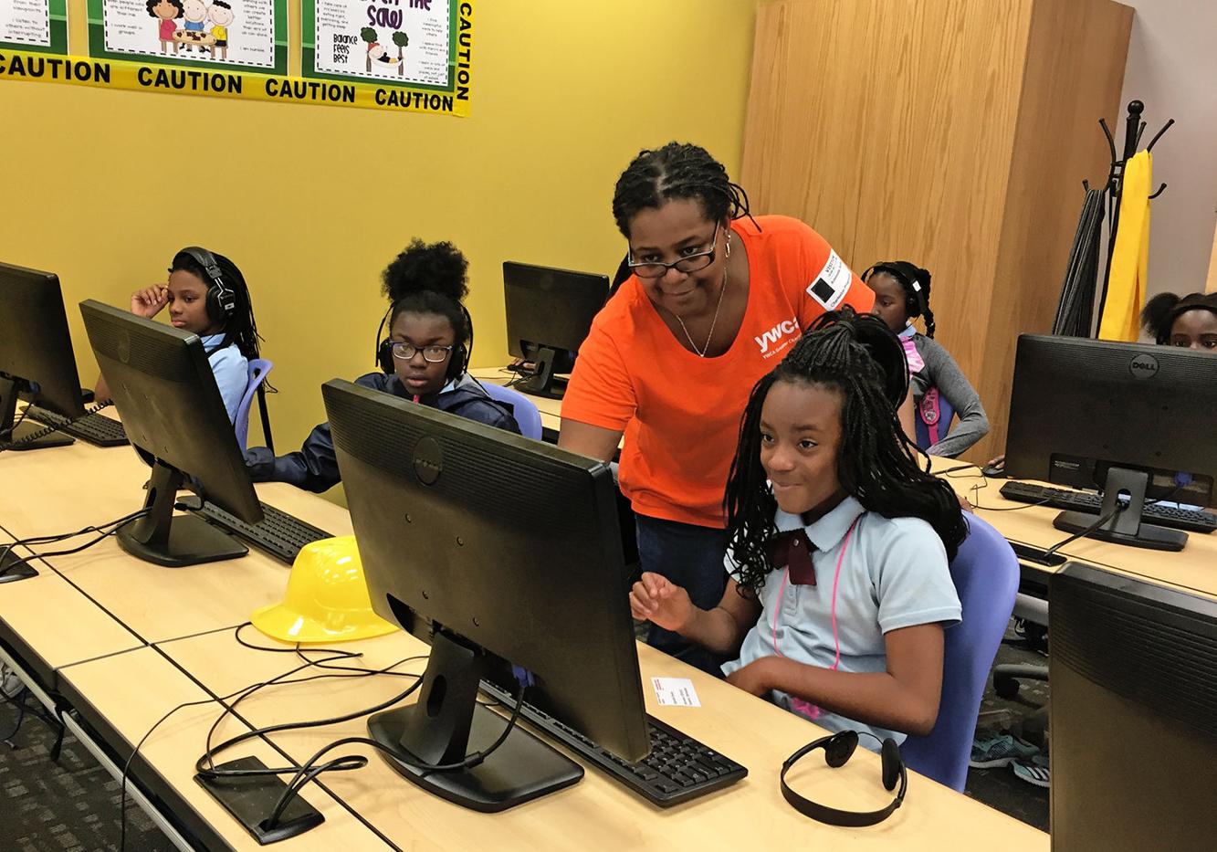Charleston Ywca Doubles After School Coding Clubs To Empower Young