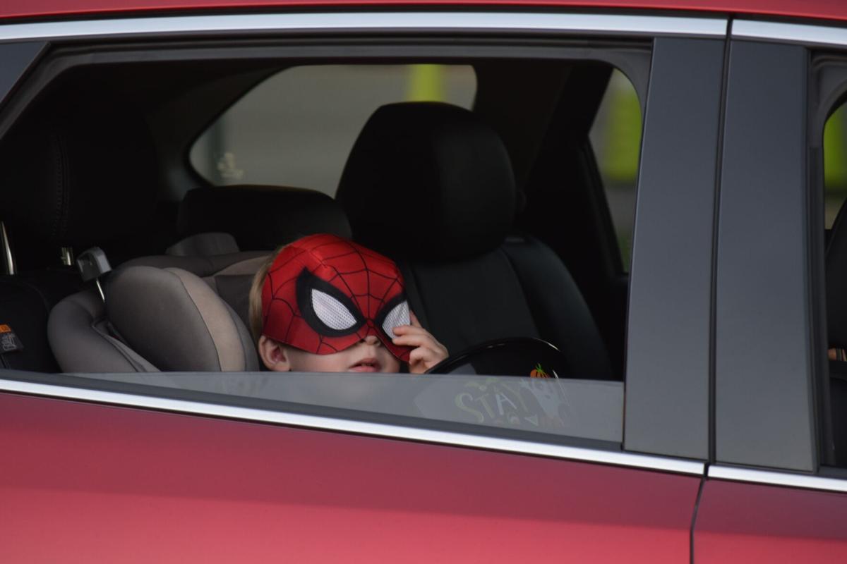 x NA Drive thru trick or treat 153.JPG