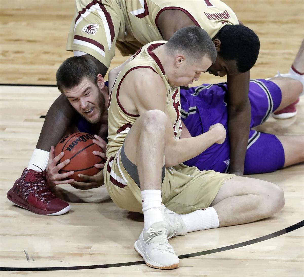 Furman Basketball Team Savoring First Ever Appearance In Top 25