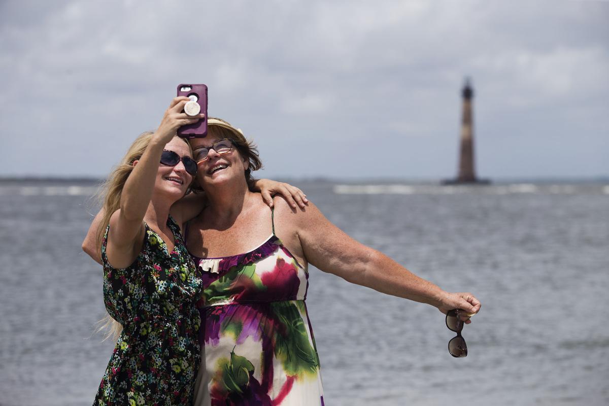 LP morris island lighthouse 080118 03.jpg