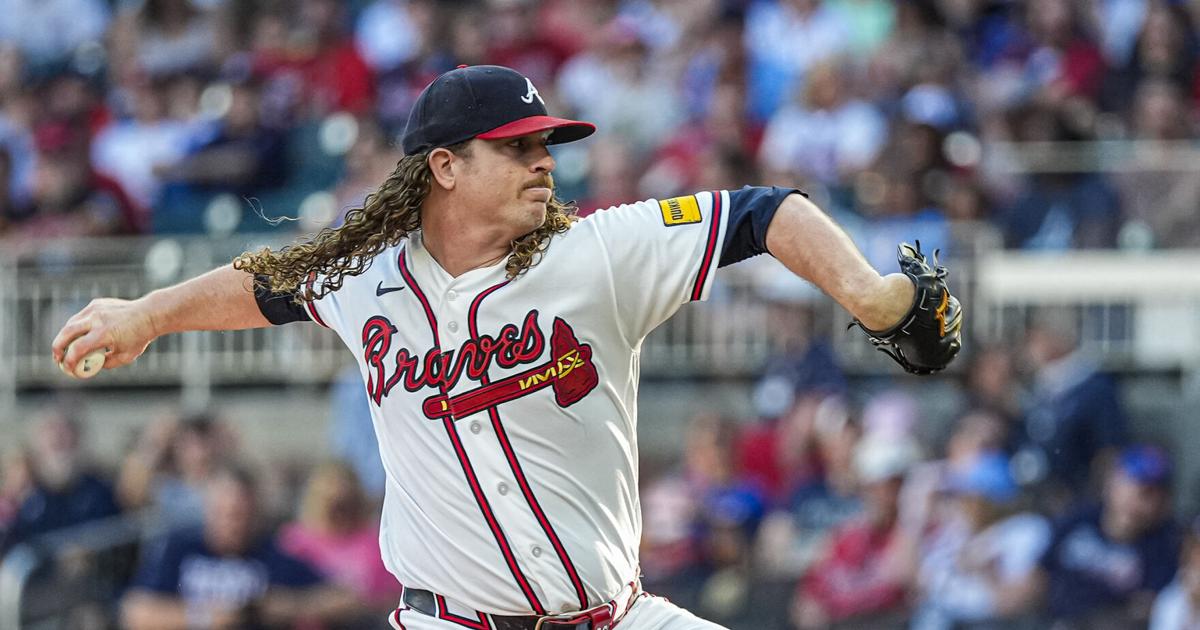 Acuña finds power stroke, sparks Braves with first HR since May