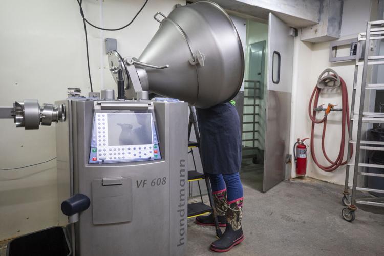 Photos Cordray's legendary processing and taxidermy in the middle of