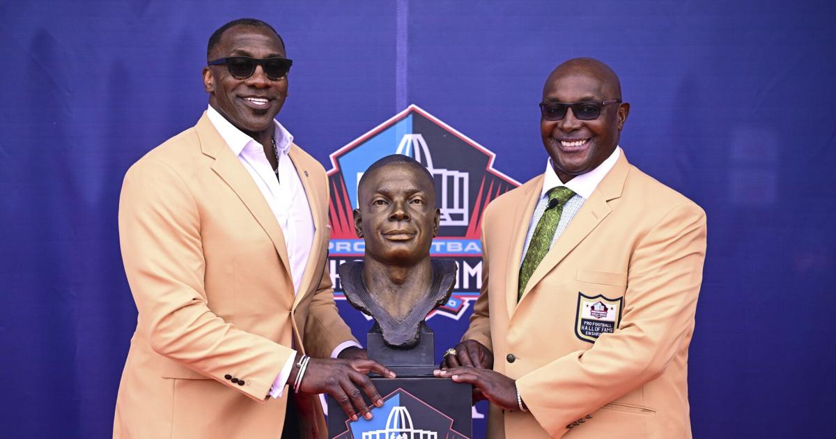 Hamilton: Sorry, Gamecocks, Sharpe's speech a reminder it's the 'Pro' ...