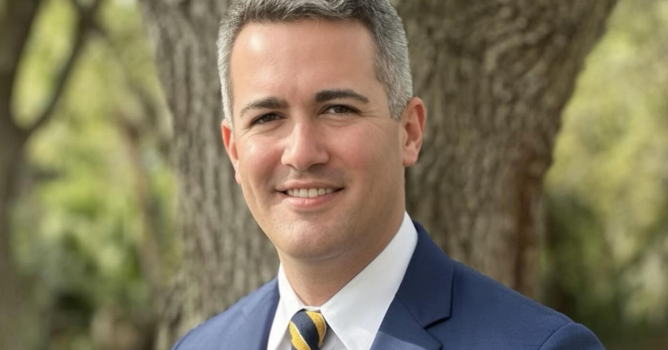 Democrat Mac Deford advocates for women's rights | Commentary - Vimarsana News