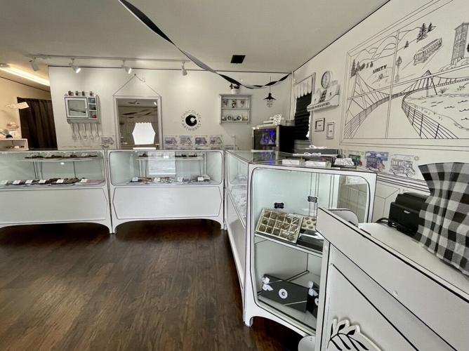 Selftaught chocolatier trades food truck for new sweettreats shop in Mauldin Greenville