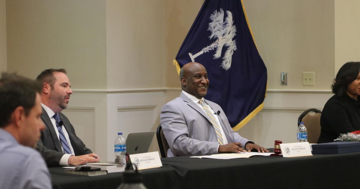 A Midlands mayor says he was forced out of having an office at town hall. Was he?