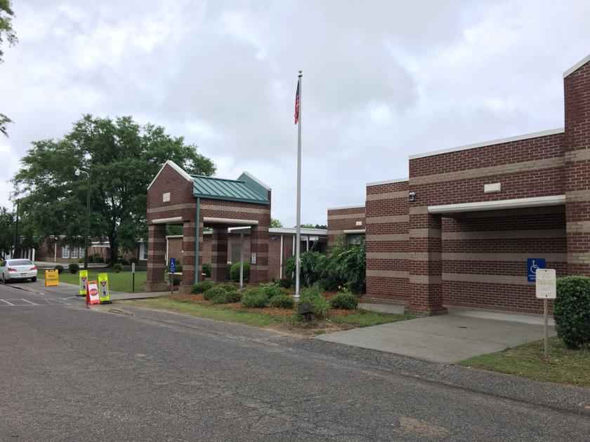 13 small SC school districts must consolidate services News