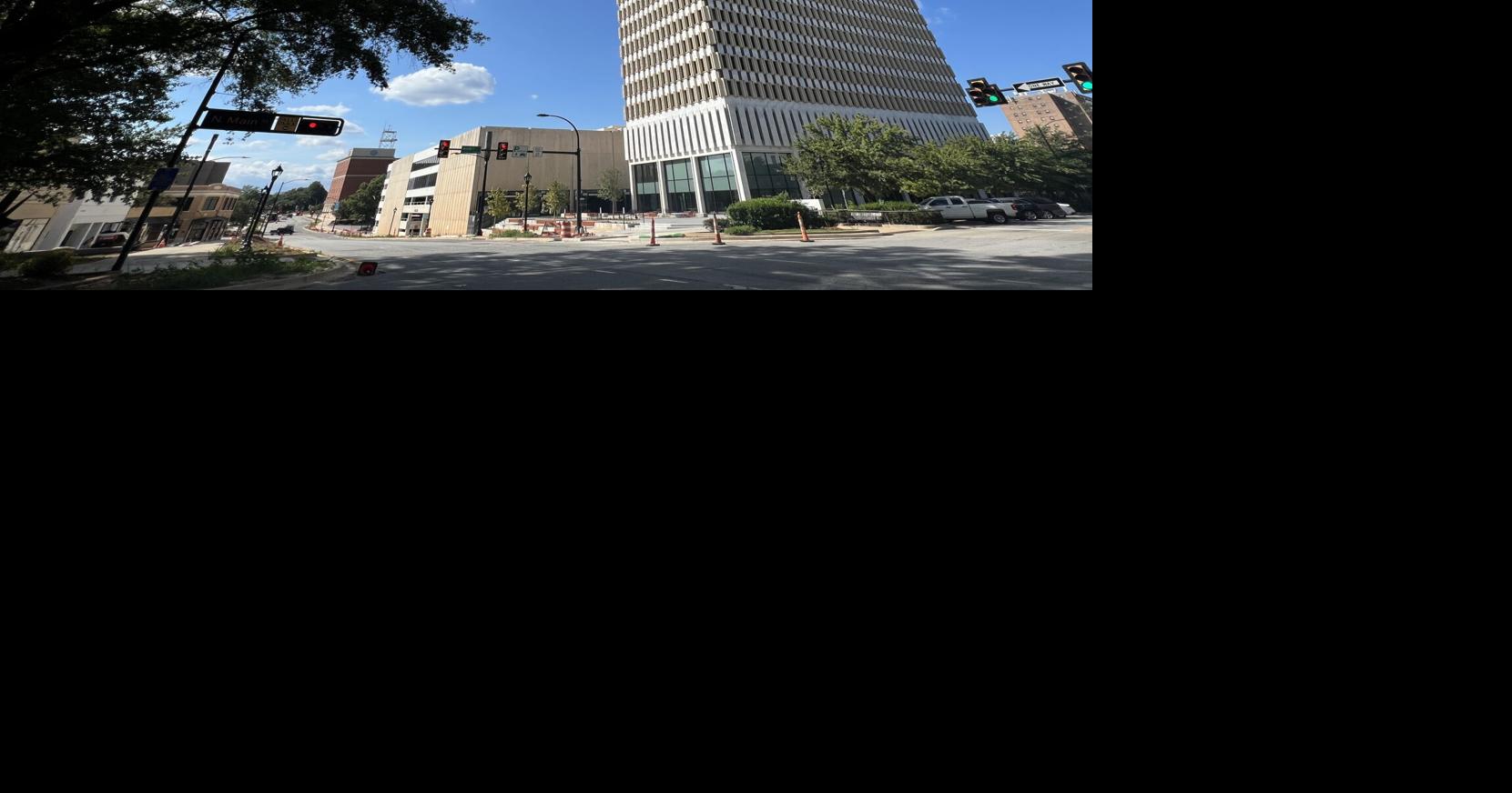 The Daniel building in Greenville SC looks for more tenants