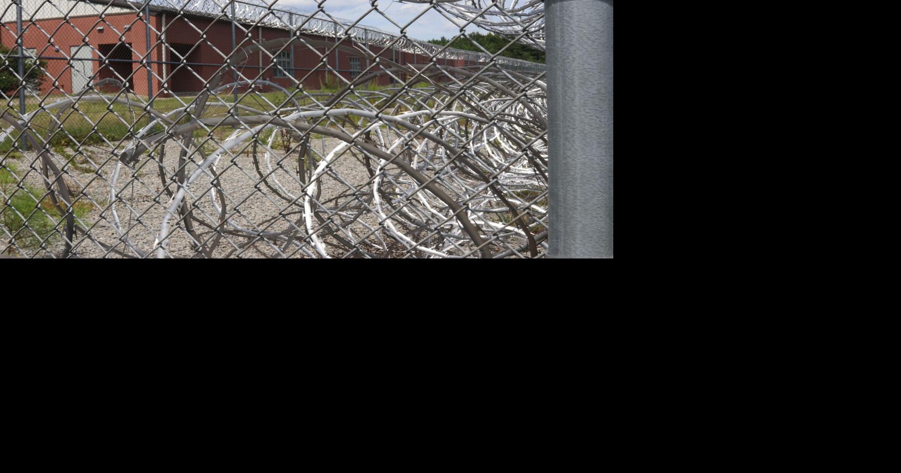 Laurens County jail officers charged with using inmate labor