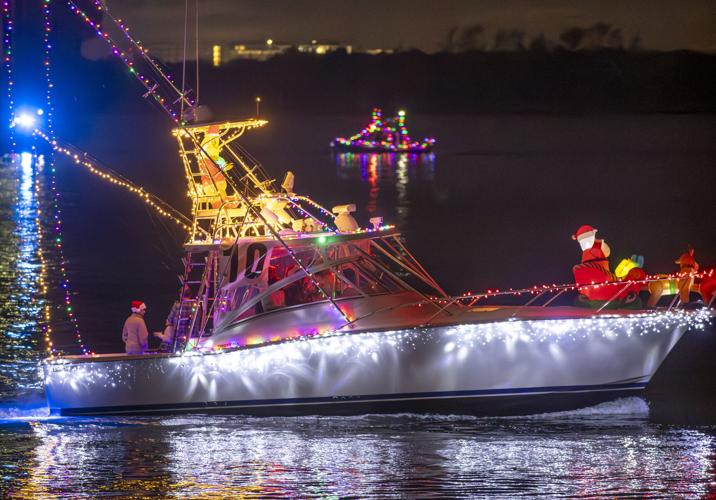 Photos Charleston's annual holiday boat parade Photos from The Post