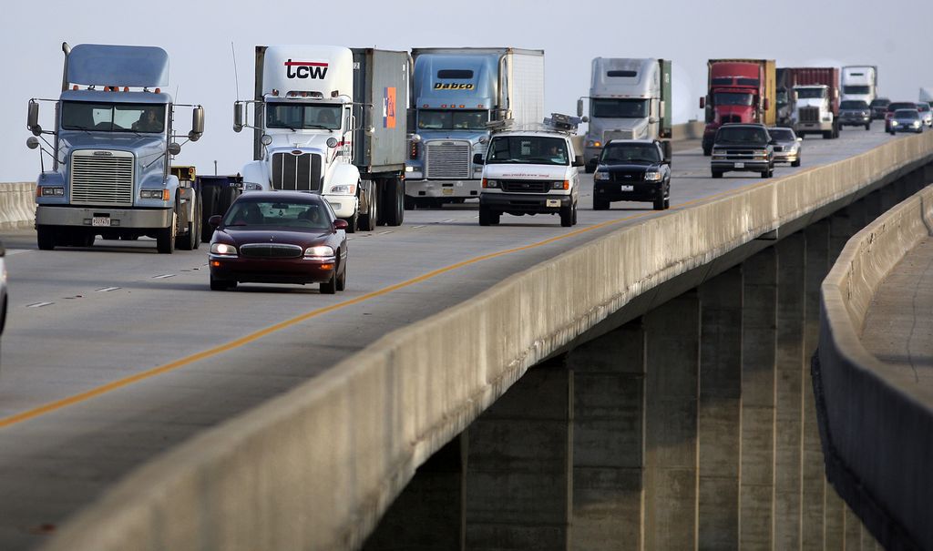 I-526 bridge over Wando River joins long state list of deficient bridges