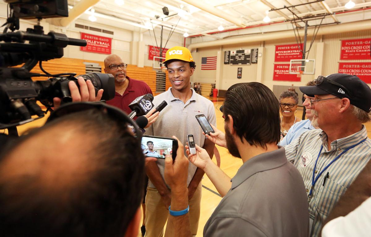 Charleston S Five Star Prospect Josiah James Chooses Tennessee