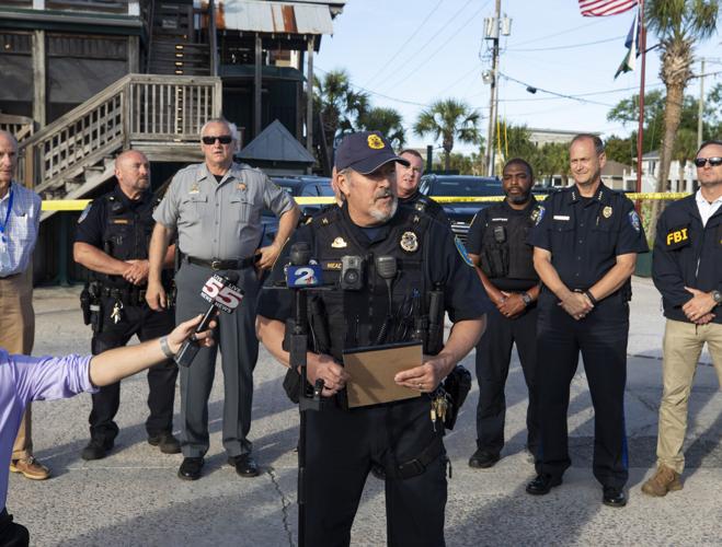 Sullivans Manhunt End Presser_01.JPG