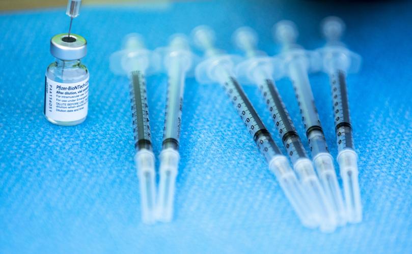 Photos Roper St. Francis Healthcare COVID19 vaccine drivethru for