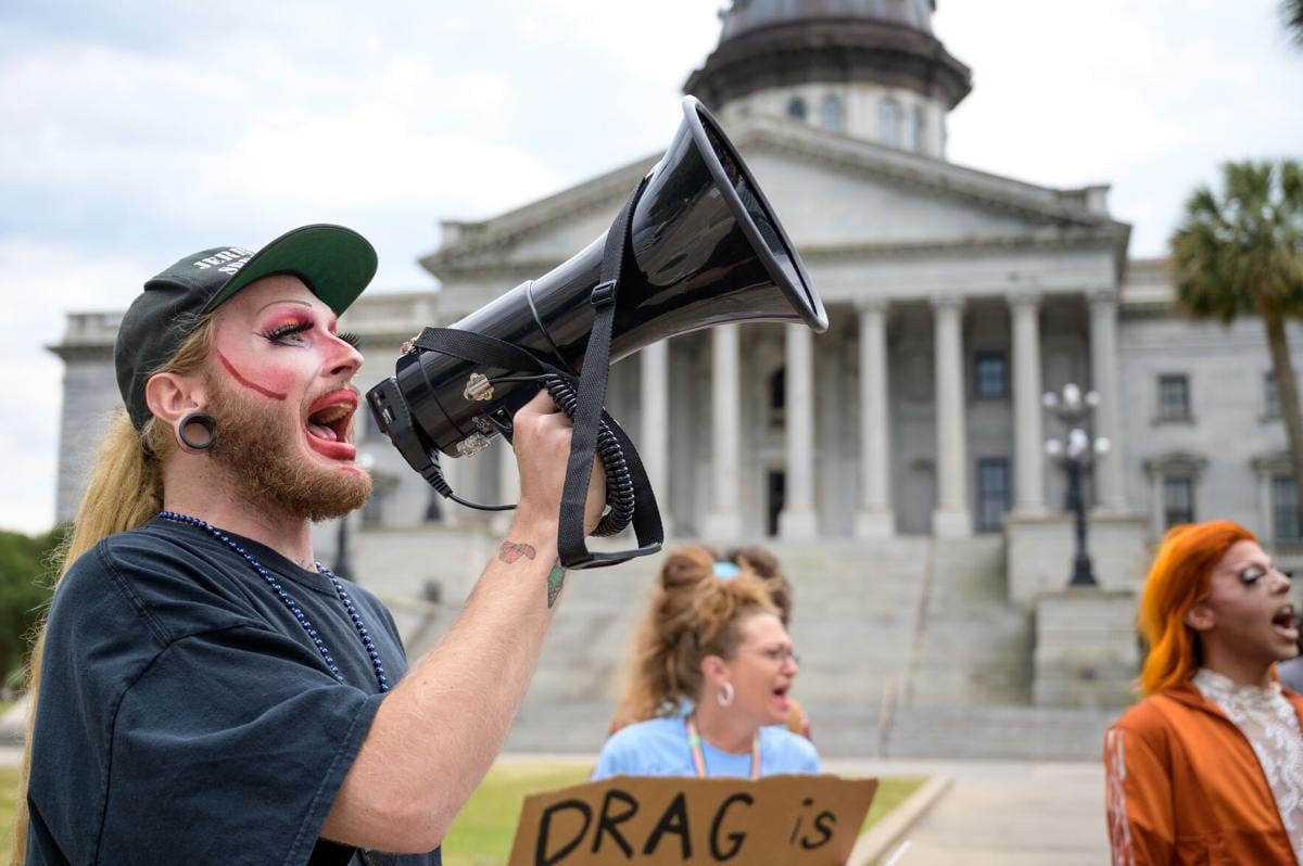 Pull up your pants or face a fine, South Carolina lawmakers
