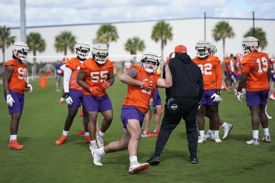 Clemson University Defensive End KJ Henry Talks Spring Game