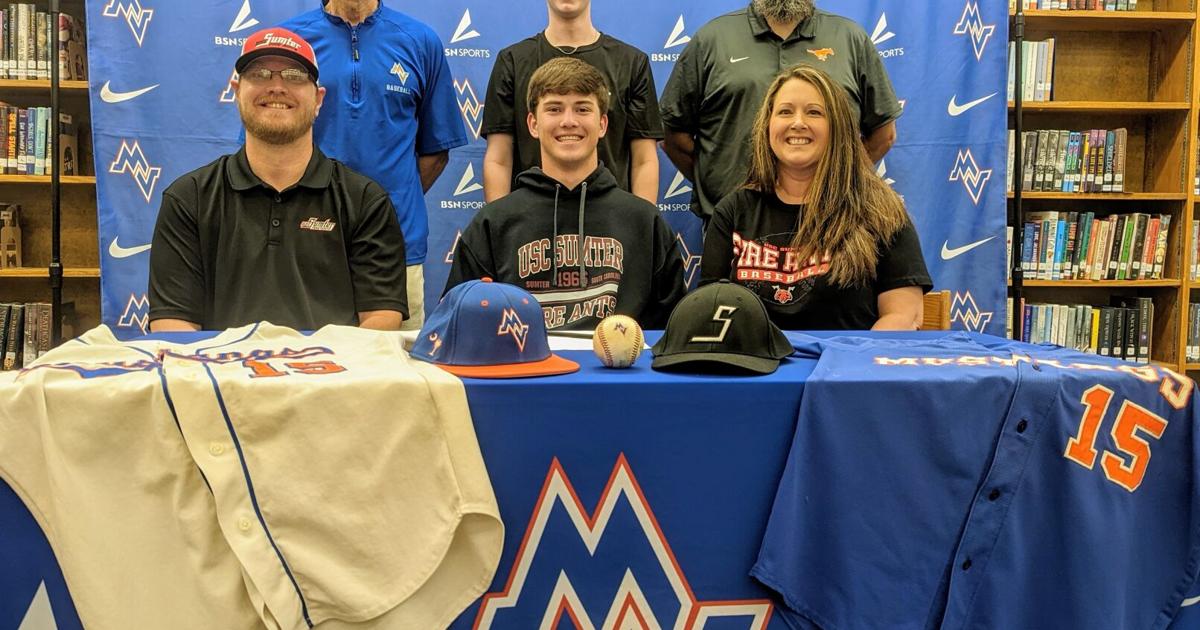 Stringer Sign Midland Valley's Stringer signs with USC Sumter baseball