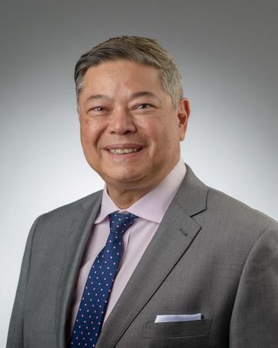 Dr. Julian Kim