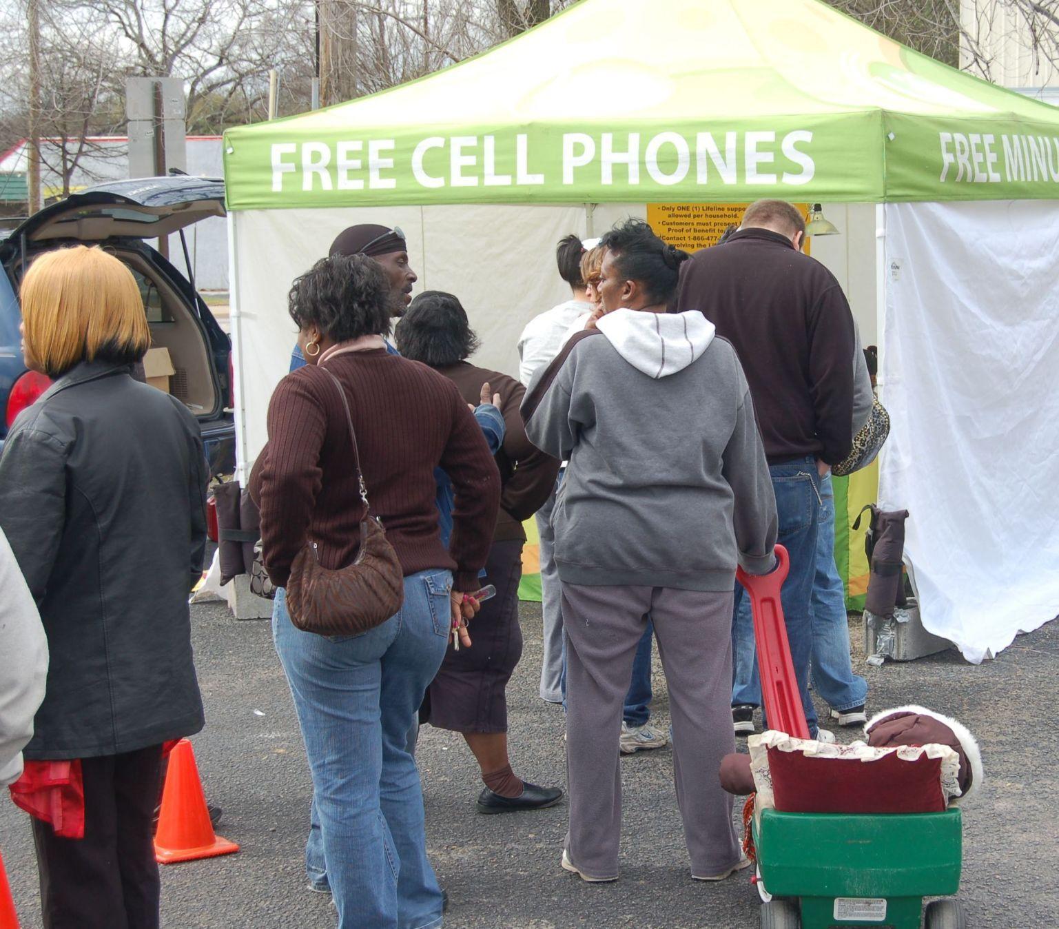 Popup tents bring awareness to federal free cell phone program News