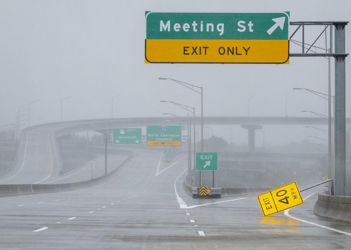 TWOC3456-bridge-sign.jpg