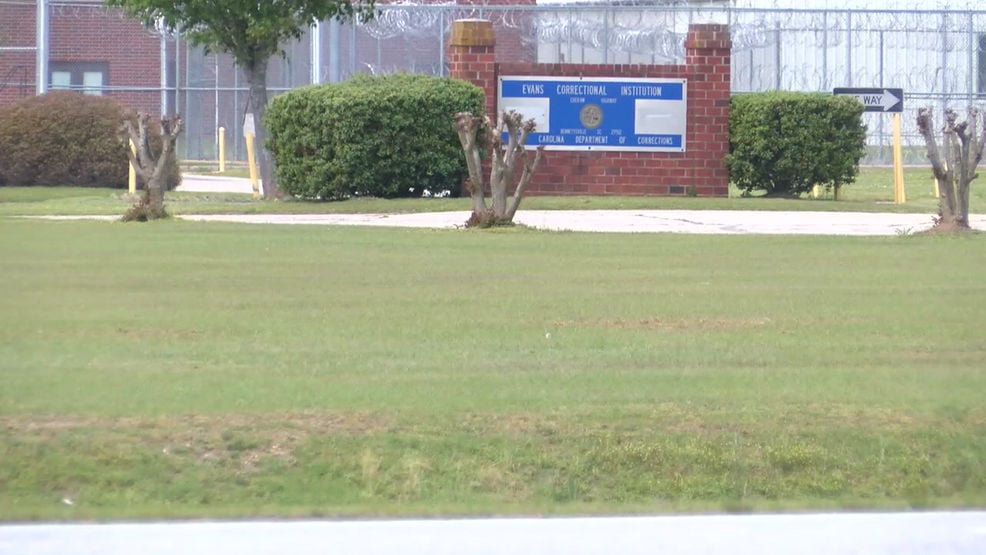 A mother paid South Carolina prison gangs thousands to keep her son