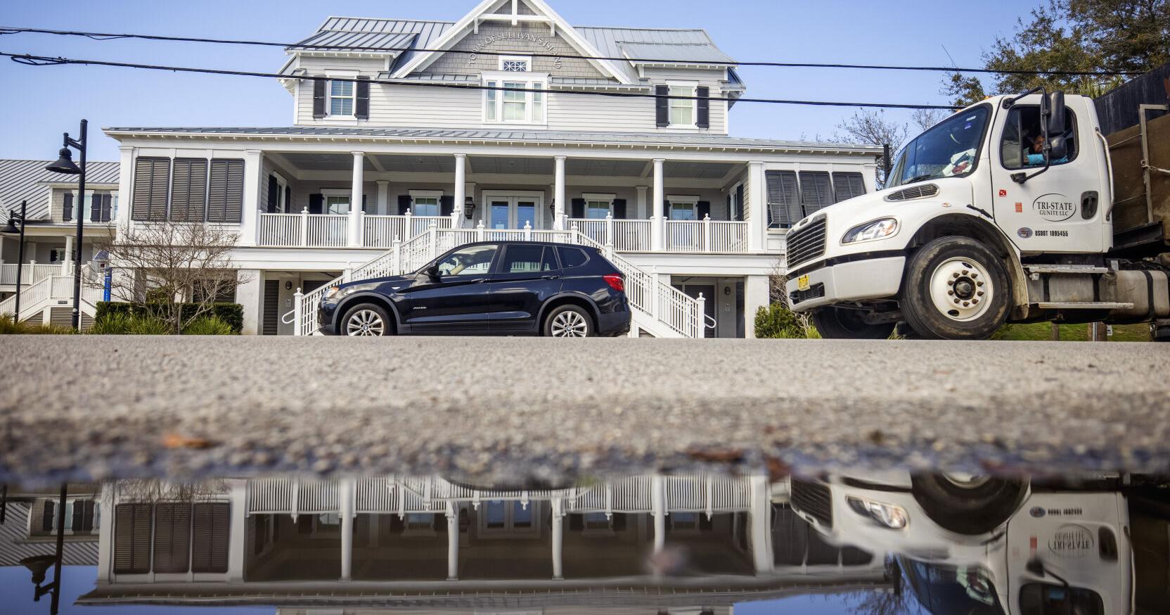 Sullivan's Island will pay to keep water on, settle dispute | News - Vimarsana News