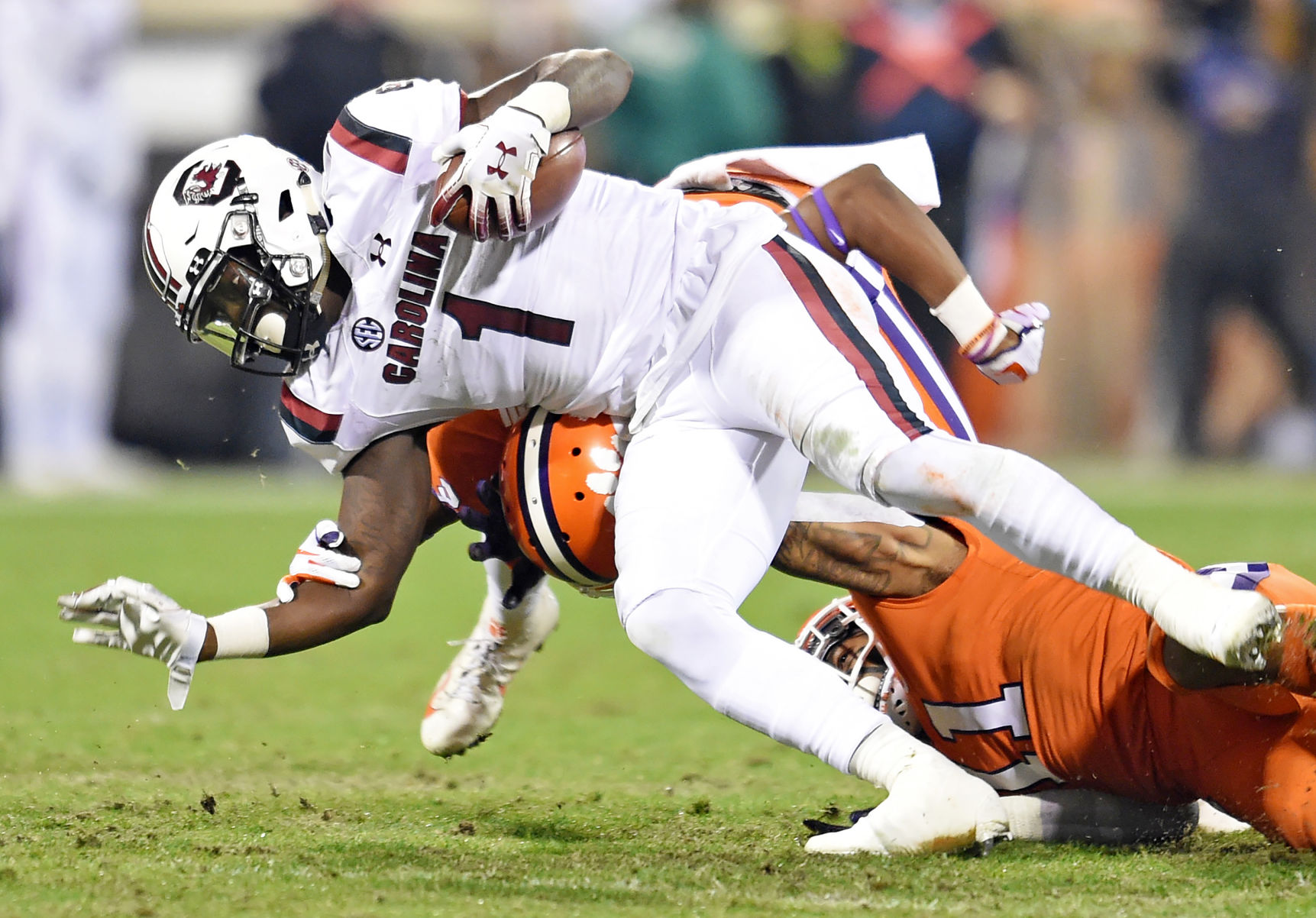 Photos: Clemson Tigers Beat South Carolina Gamecocks | Photo Galleries ...