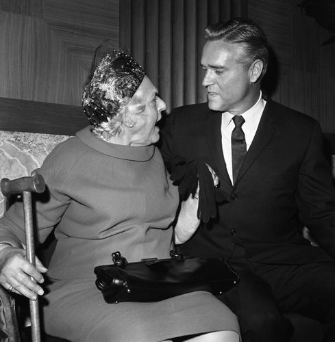 Sen. Ernest  Hollings