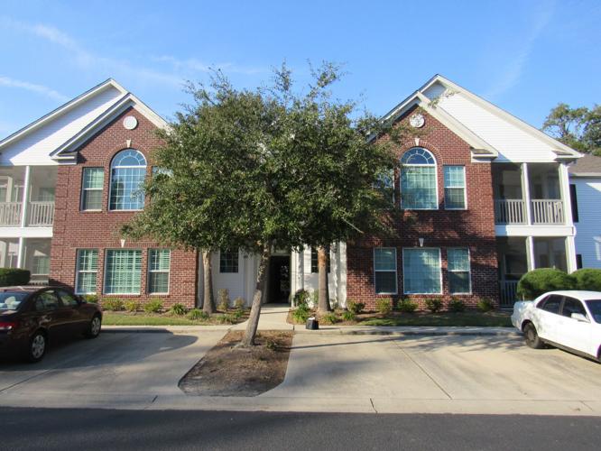 It’s a beautiful day in your neighborhood Established downtown, Mount Pleasant and Summerville