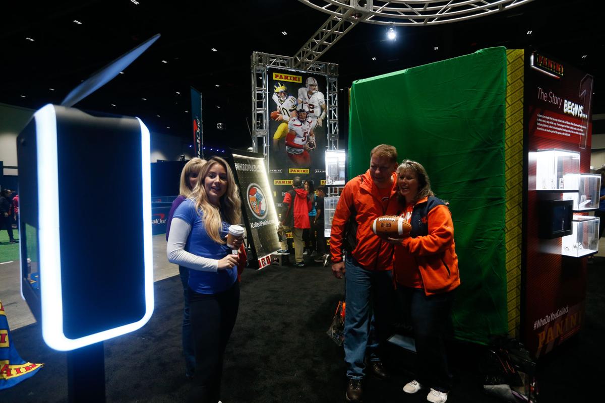 Fan Central03.jpg