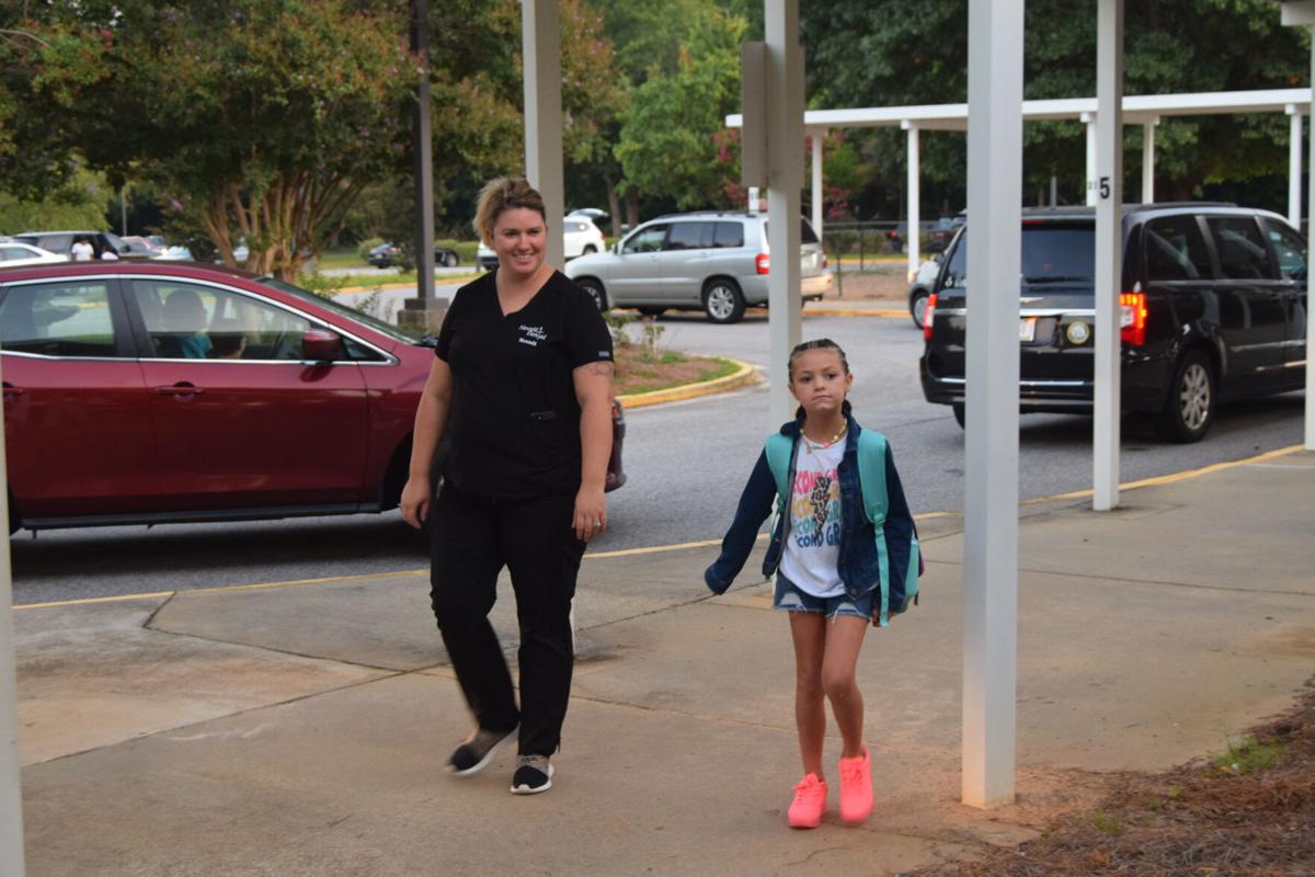 NAElem_2022_Brandi and Emma Rodriguez.JPG