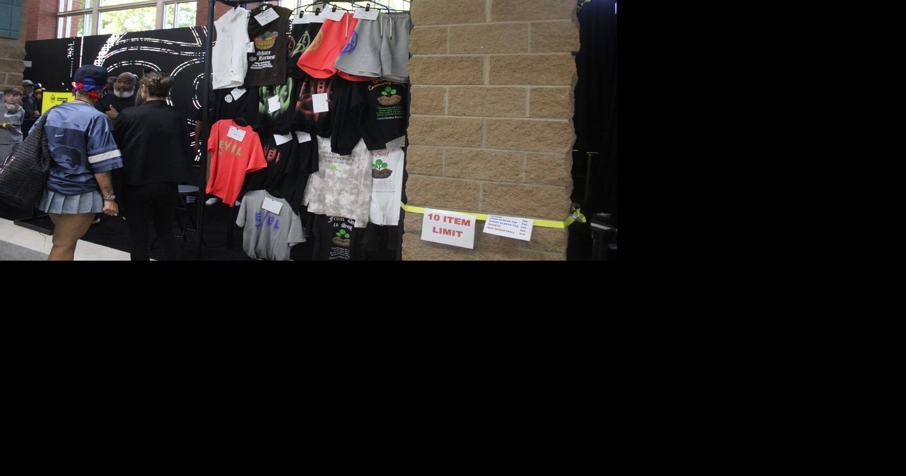 People flock to Foot Locker pop-during Nike EYBL Peach Jam