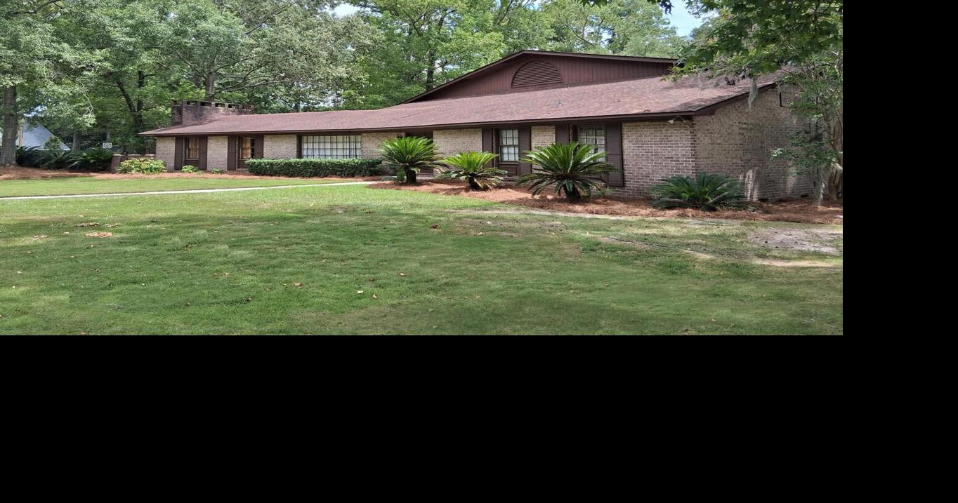 Dieses Haus in Goose Creek besticht durch ein aufregendes Interieur mit ...