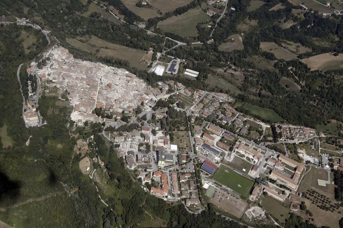 Earthquake hits Italy