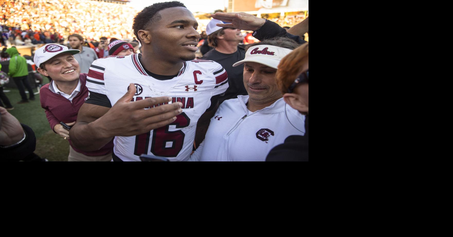 Under fire under center: Which LaNorris Sellers will lead the Gamecocks against Alabama?
